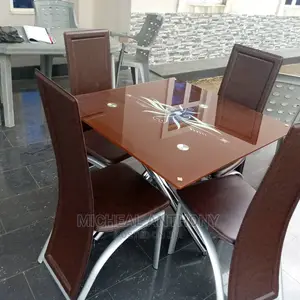 Four Coner Dining Table With 4 Chairs