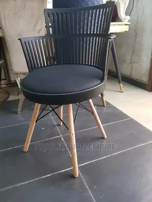 Classic Multifunctional Chair.