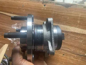 Ford Edge Back Hub 2007 2008 2009 2010