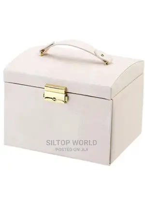 Exclusive Jewelry Storage Box (GOLD)