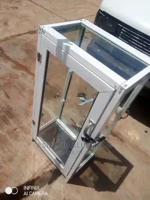 Aluminum Show Glas