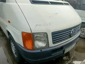 Volkswagen LT 2011 White