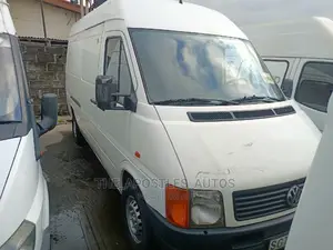Volkswagen LT 2011 White