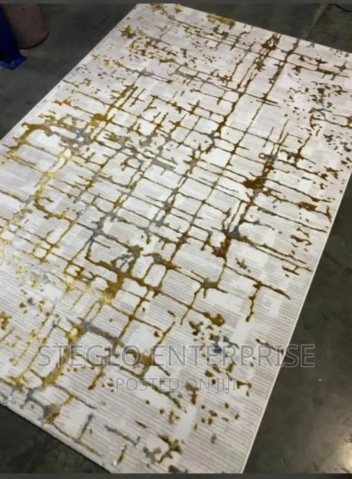 Modern Designed Soft Floor Center Rug.
