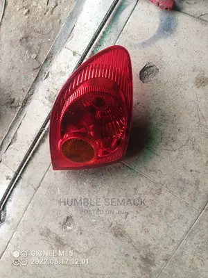 Back Light Corolla 2005