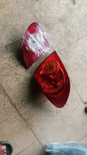 Back Light Corolla 2005