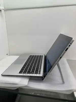 Laptop HP Elite X2 1012 8GB Intel Core i5 SSD 256GB