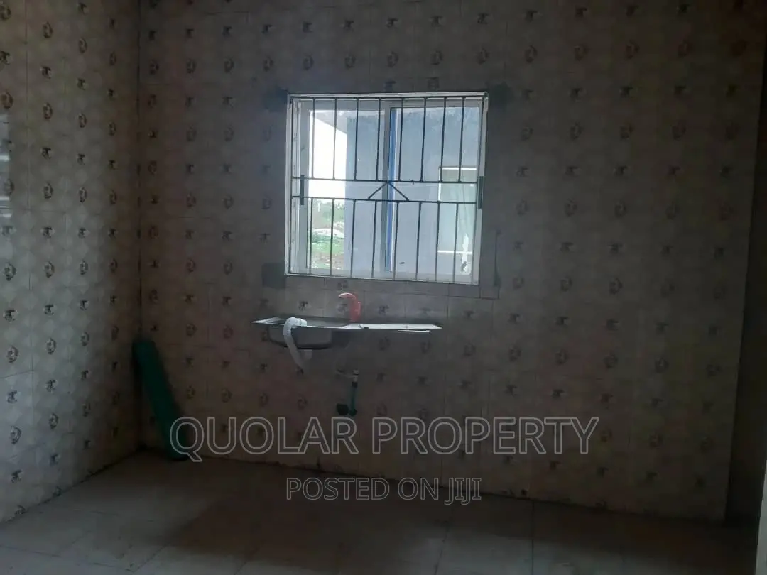 3bdrm Bungalow in Treasure Island, Obafemi-Owode for sale