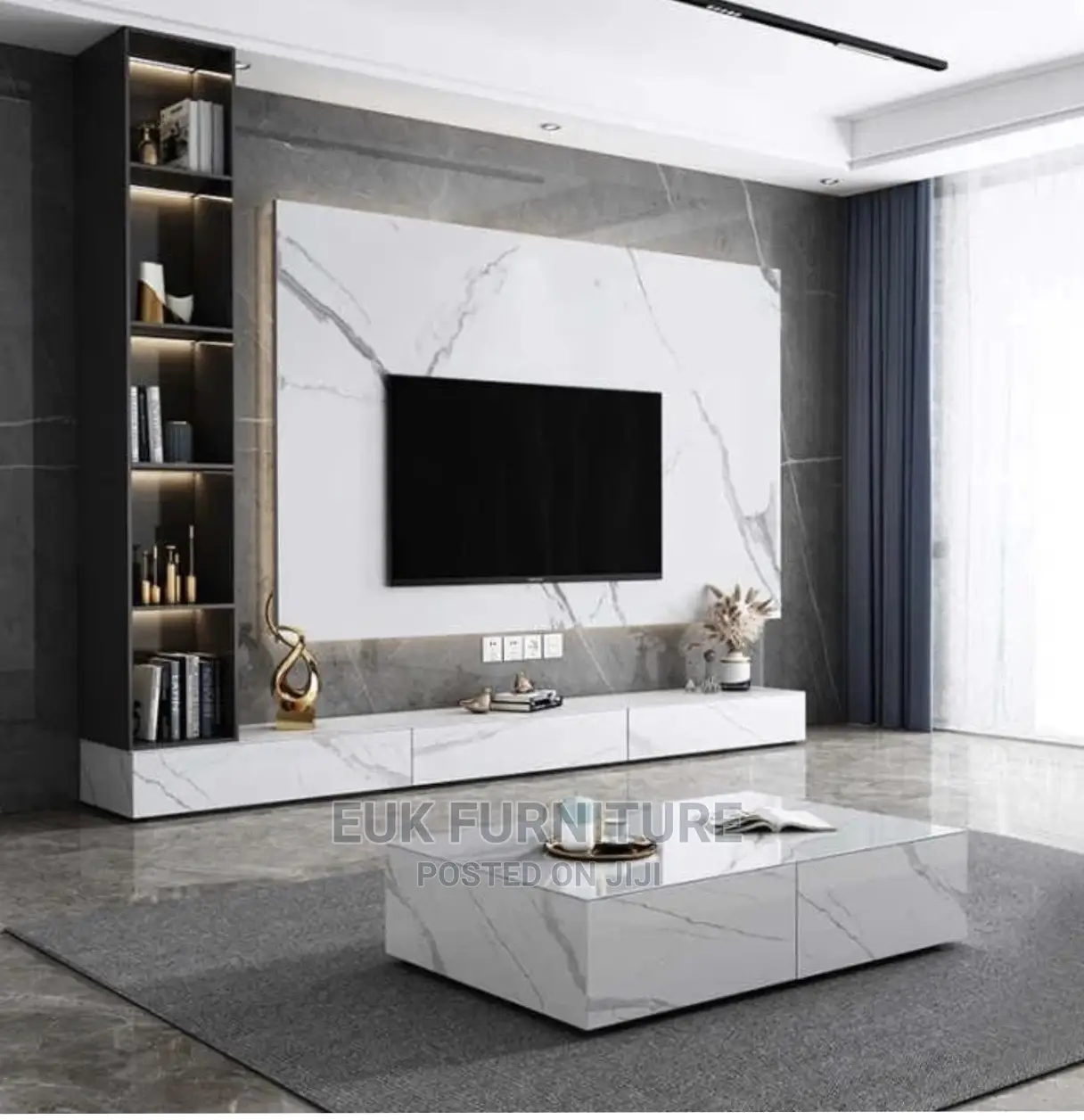 Classic Tv Console With Center Table