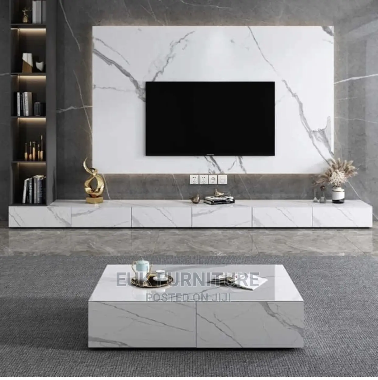 Classic Tv Console With Center Table