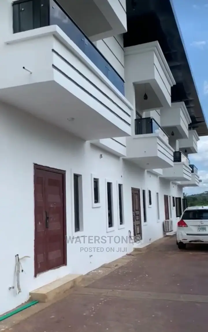 Furnished 3bdrm Block of Flats in Asaba, Oshimili South for rent