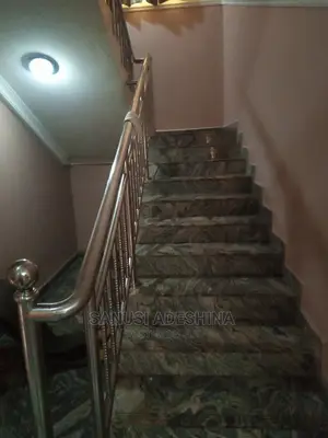 4bdrm Duplex in Mabeglober Estate, Gwarinpa for rent