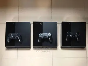 Ps4 With 1 Controller and 7 Games Installed