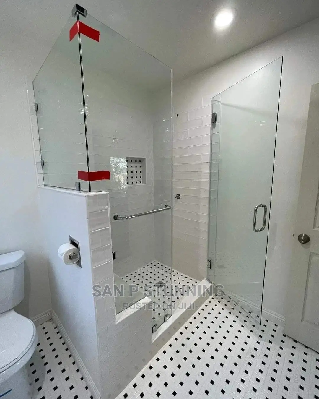 10mm Glass Cubicle Construction