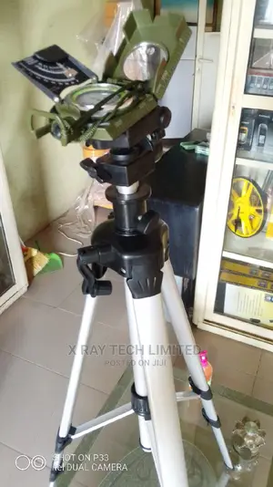 Big Prismatic Compass + Stand