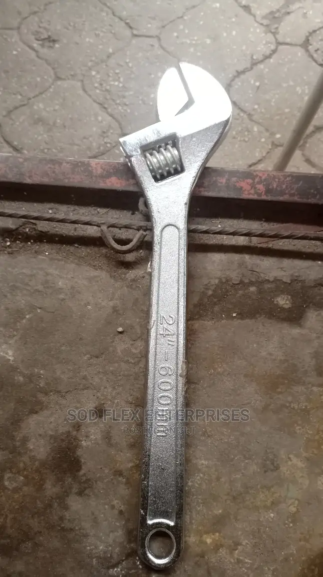 24"/600mm Adjustable Spanner