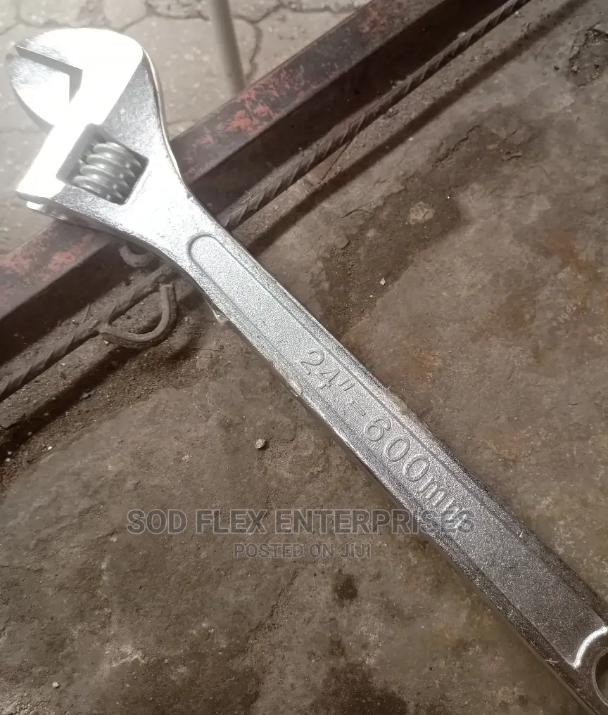 24"/600mm Adjustable Spanner