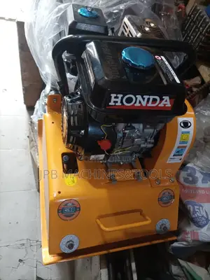 C90 Plate Compactor Honda Engine
