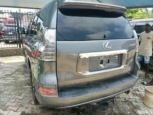 Lexus GX 460 Luxury 2015 Gray