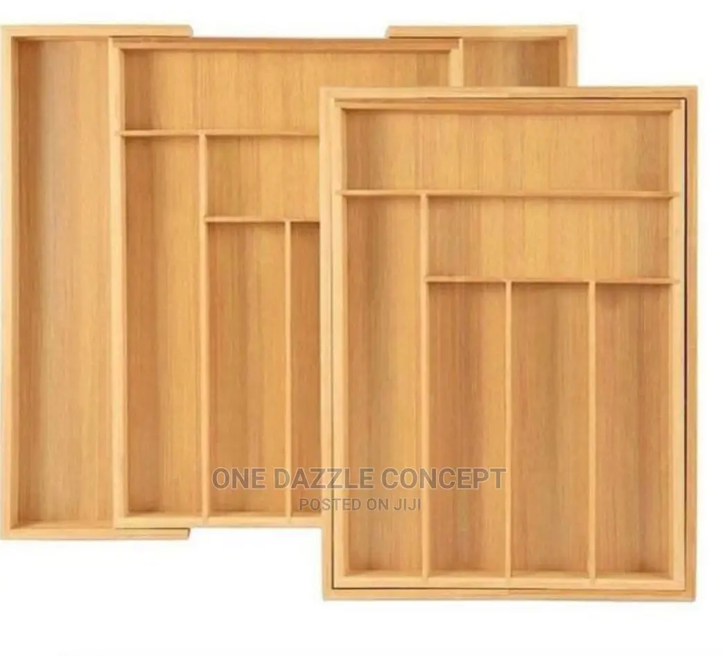 Expandable Wooden Cutlery Tray