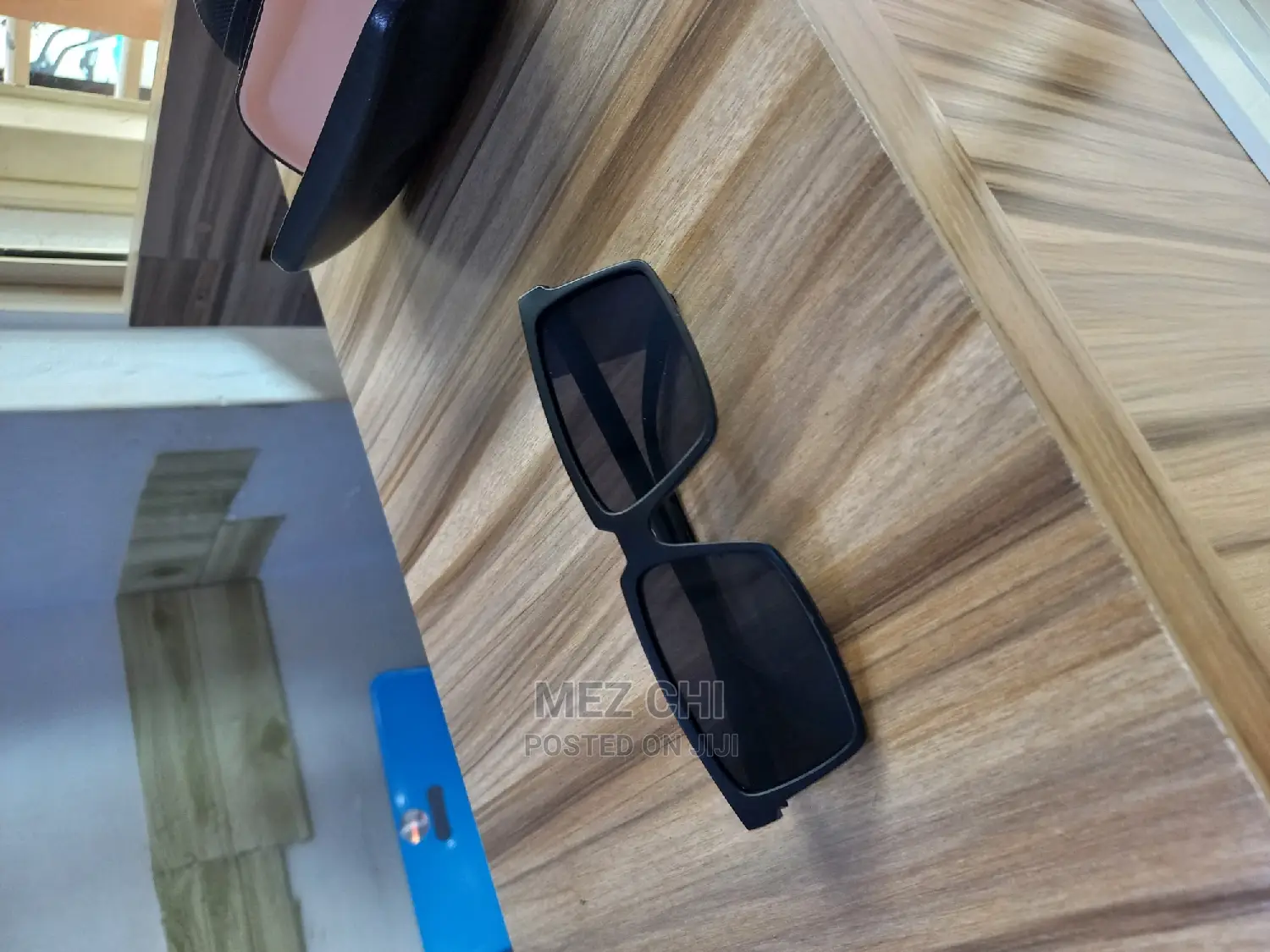Spy Sunglasses With Side Mirror