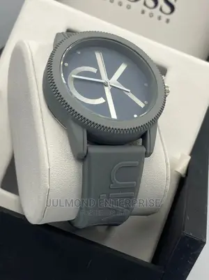 Unisex Rubber Strape Wristswatch