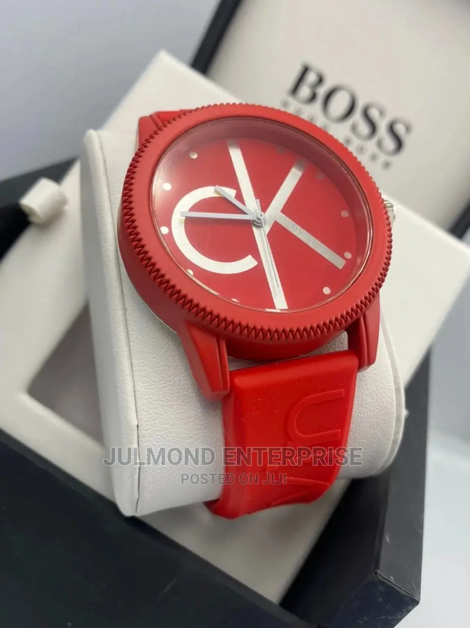 Unisex Rubber Strape Wristswatch