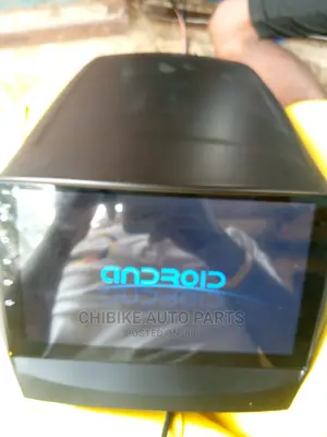 Hyundai Ix35 Tucson Android/Reverse Camera
