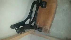 Set of Lower Arm for Mercedes-Benz C240 W203 4matic.