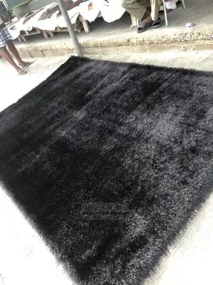 Vvip Plain Black Shaggy (4/6 and 5/7 and 7/10)
