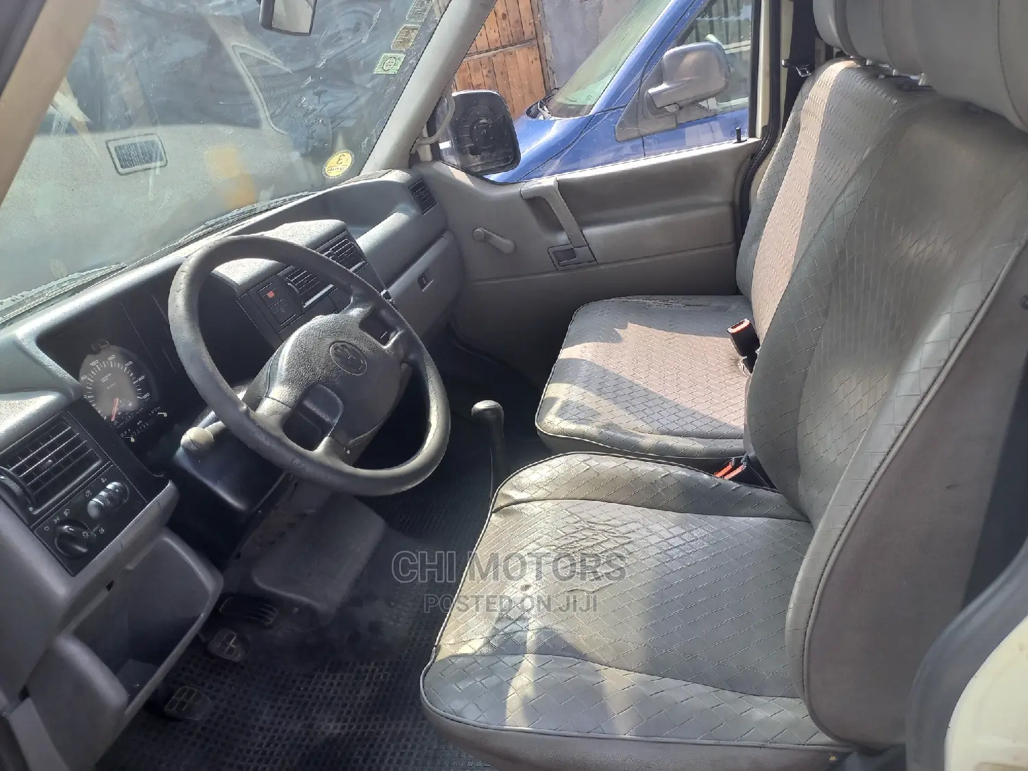 Volkswagen Transporter 2002 White