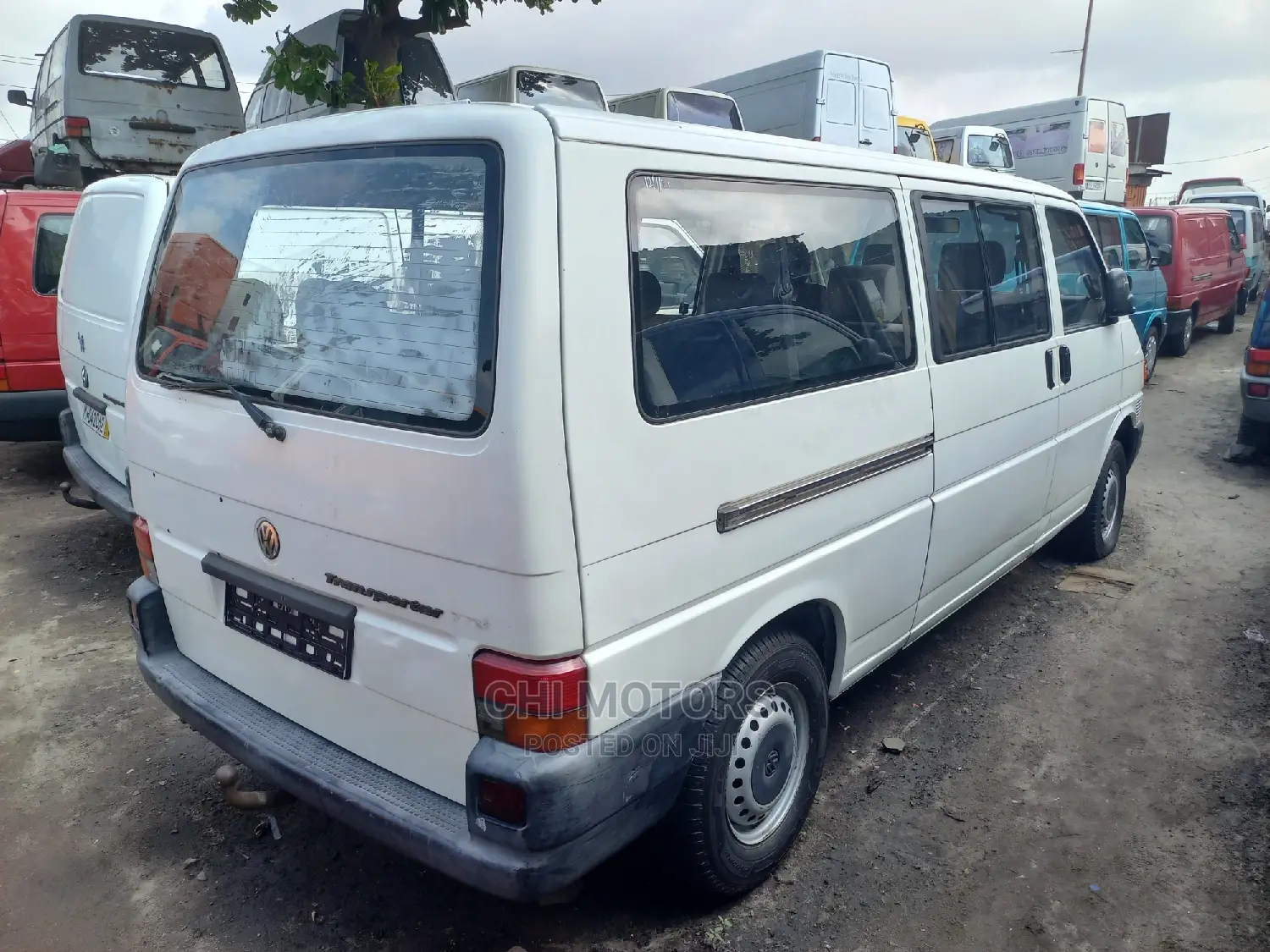 Volkswagen Transporter 2002 White