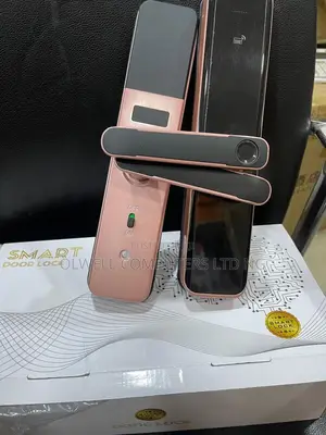 Photo - Smart Lock With Biometrics