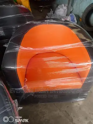 Single Seater Bucket Chair for Hotel, Office.