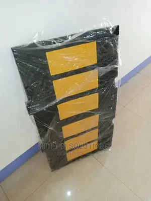 Tear Resistance Safety Rubber Speed Hump