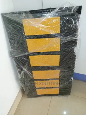 Easy Installation Safety Rubber Speed Hump