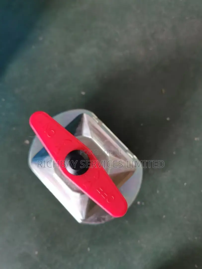 3 Pole and 4 Pole Heavy Duty Battery Cutoff Switch