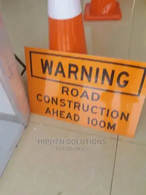 Bold and Visible Road Construction Safety Sign