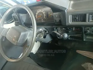 Mitsubishi L300 2003 White