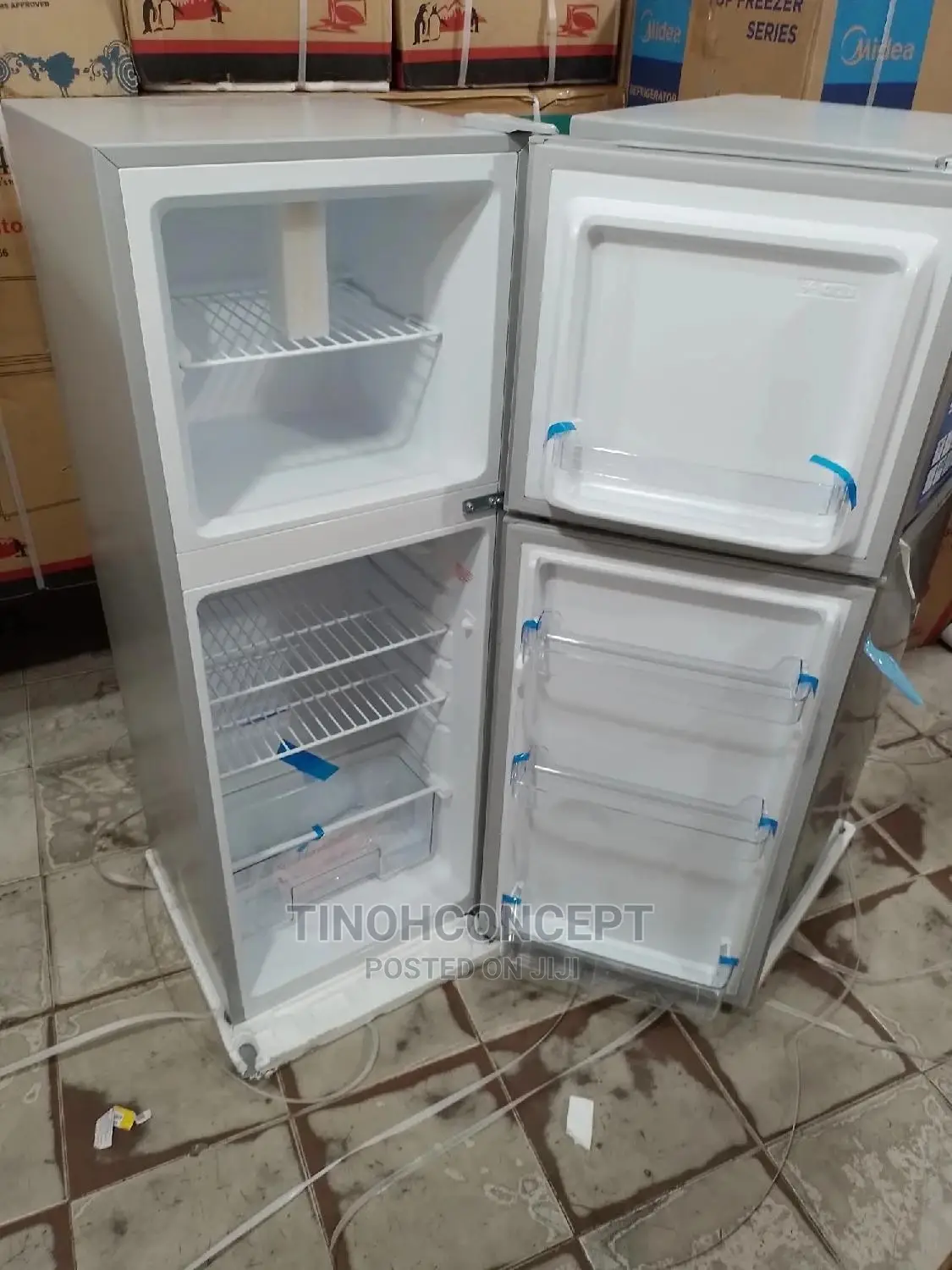 Skyrun Refrigerator Model 138