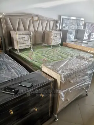 Royal Bae Bed