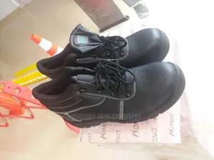 Highly Efficient Safety Shoes