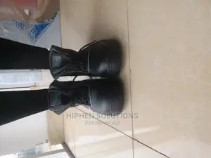 Low Cost Safety Shoes