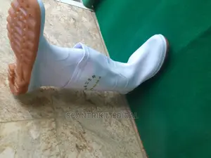 Good Quality Medical White Theatre Gum Boots