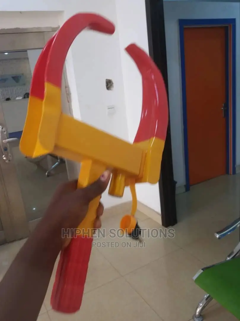 Versatile Use Tire Wheel Clamp