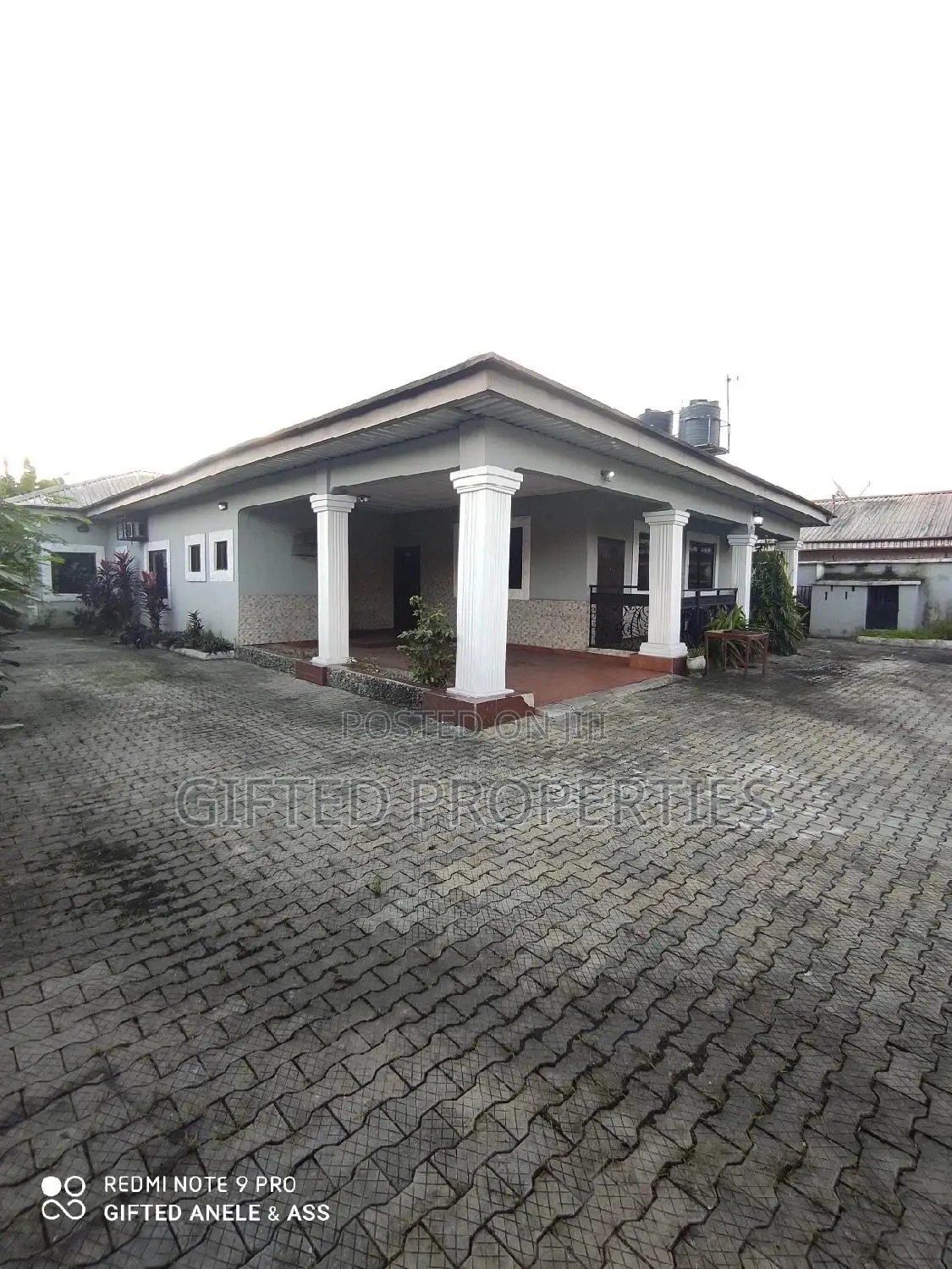 4bdrm Bungalow in Orji Estate Off Ada, Port-Harcourt for sale