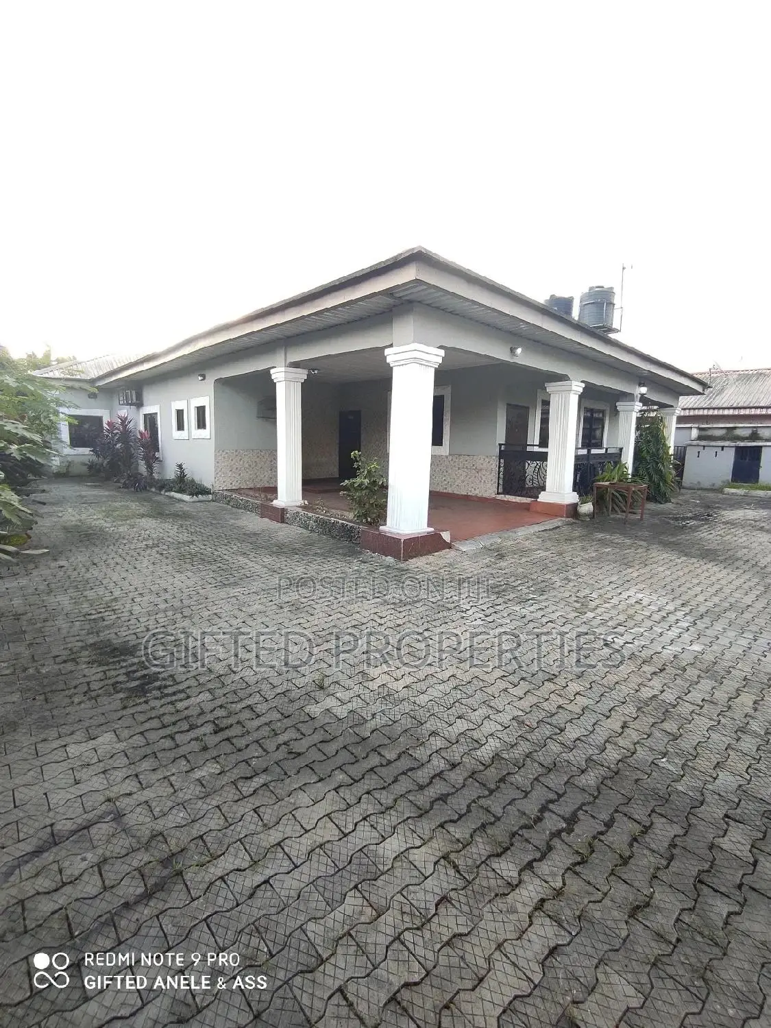 4bdrm Bungalow in Orji Estate Off Ada, Port-Harcourt for sale