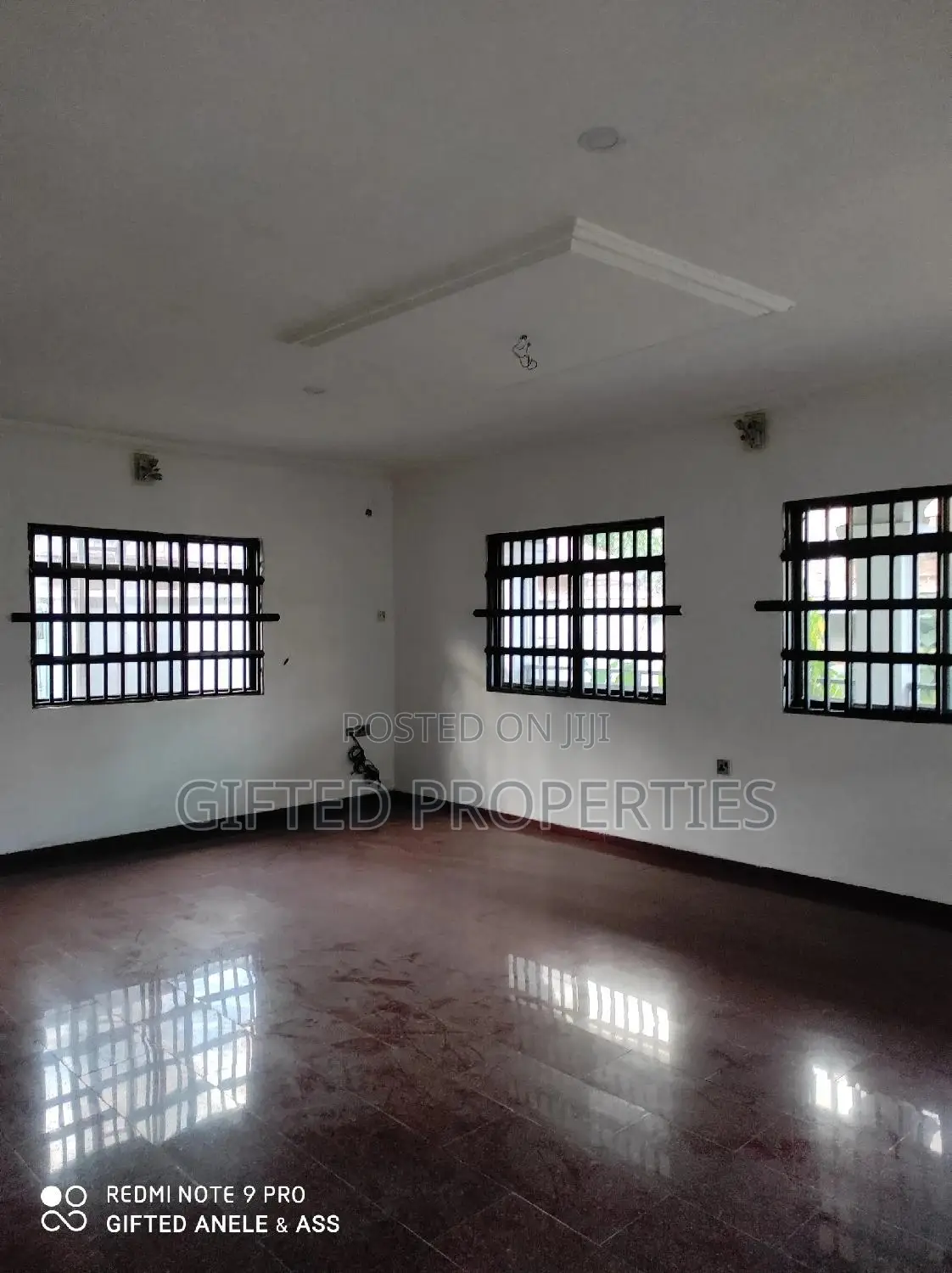 4bdrm Bungalow in Orji Estate Off Ada, Port-Harcourt for sale