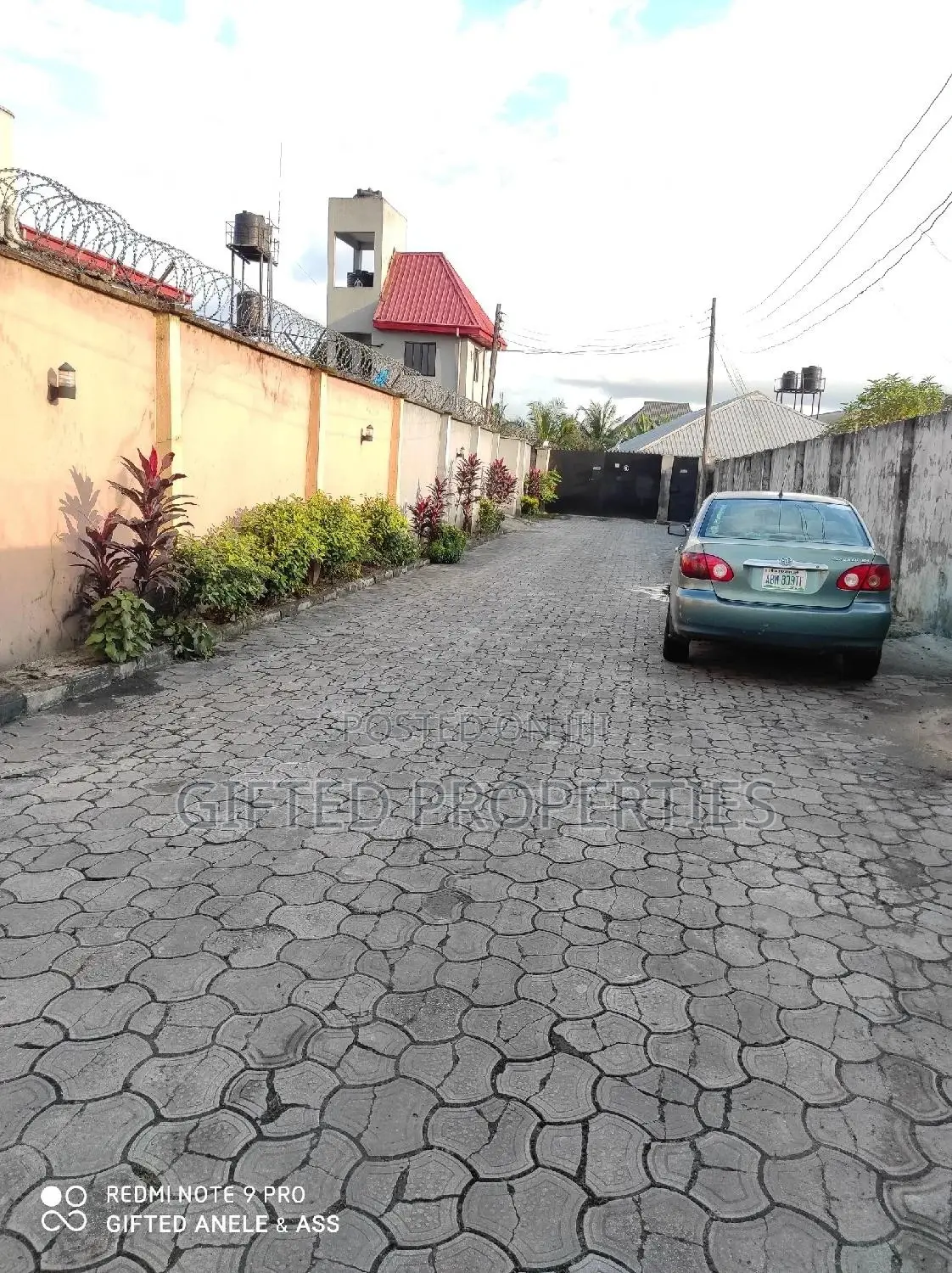 4bdrm Bungalow in Orji Estate Off Ada, Port-Harcourt for sale