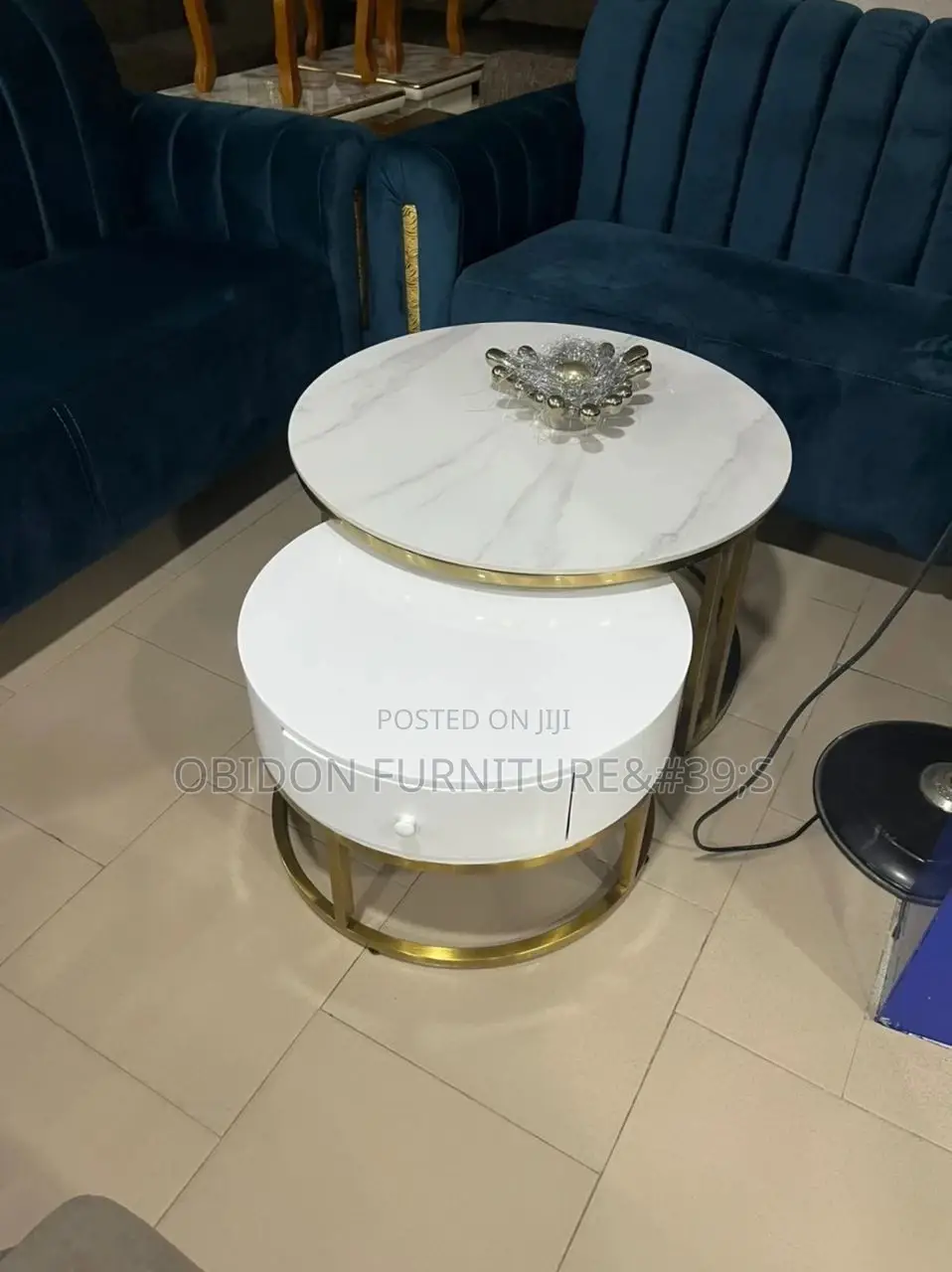 Portable Center Table